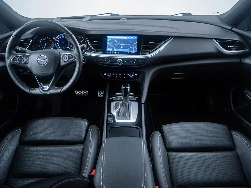 Opel Insignia Sport 2.0 Turbo Ultimate 'Automaat' HUD uit 2021, foto 2