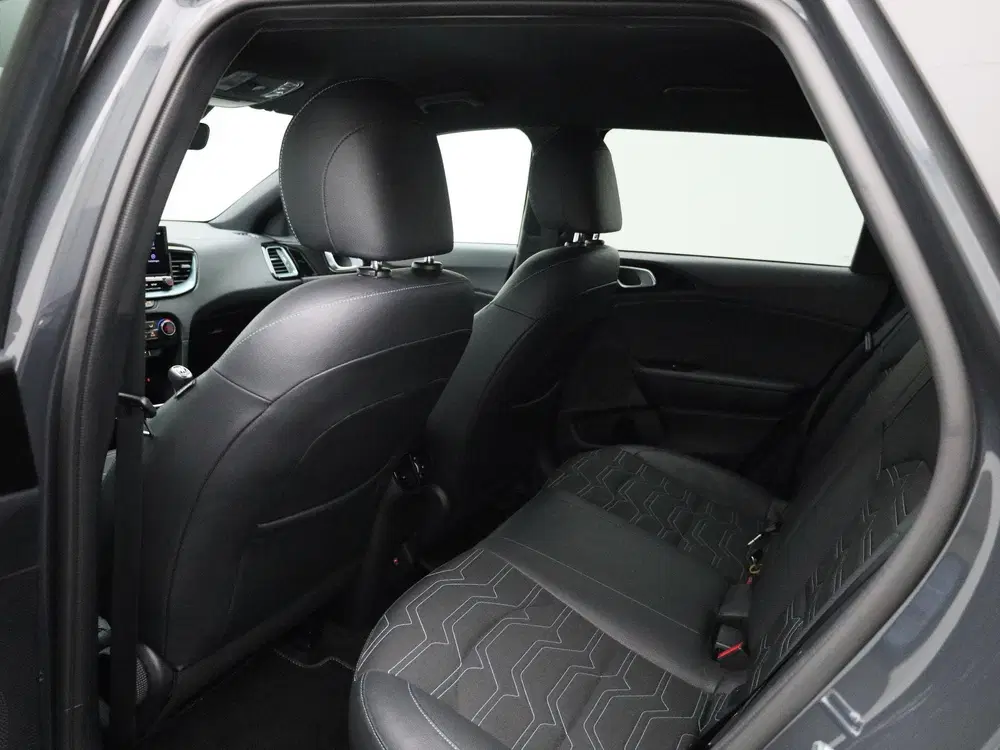Kia Ceed 1.0 T-GDi Design Edition uit 2025, foto 12