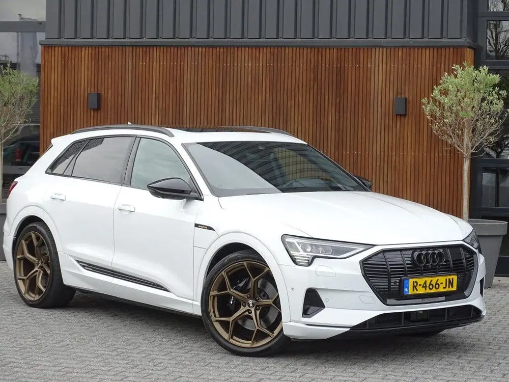 Audi e-tron 55 Quattro 408PK uit 2019, foto 10