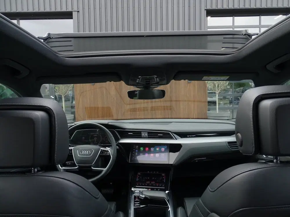 Audi e-tron 55 Quattro 408PK uit 2019, foto 14
