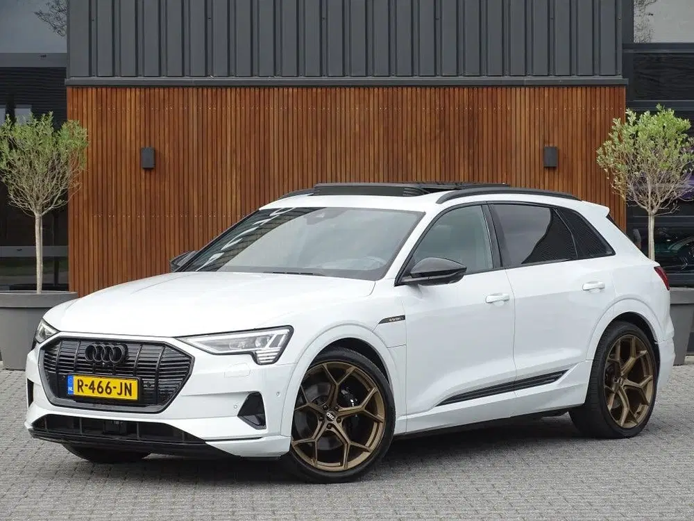 Audi e-tron 55 Quattro 408PK uit 2019, foto 8