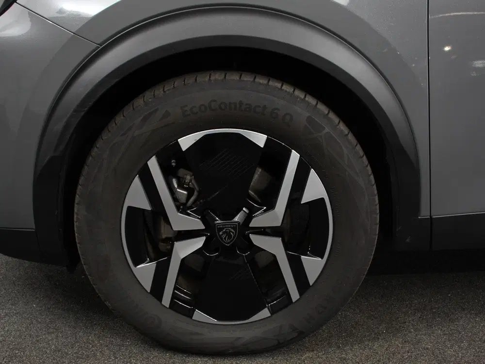 Peugeot 2008 EV Allure 50 kWh Navigatie Apple Carplay uit 2025, foto 2