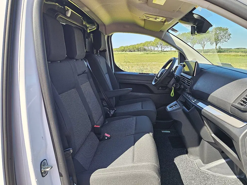 Toyota Proace 10th Anniversary Extra Range L uit 2026, foto 10