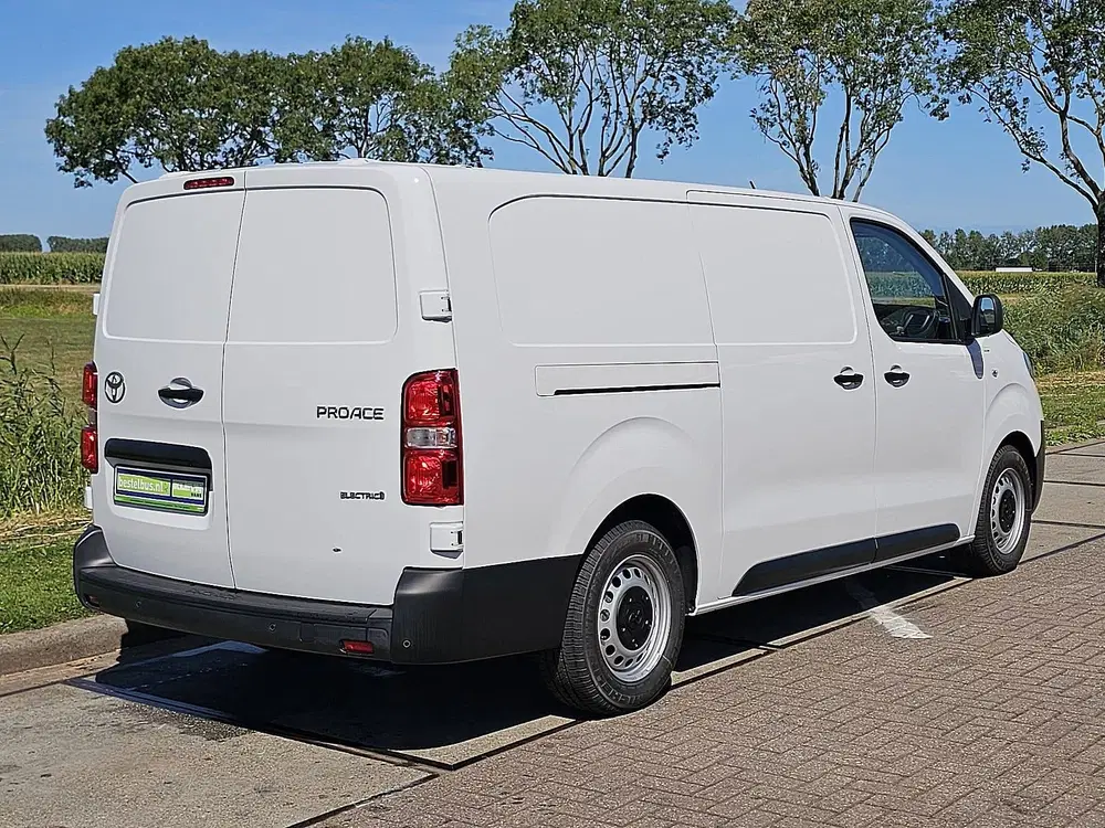 Toyota Proace 10th Anniversary Extra Range L uit 2026, foto 3