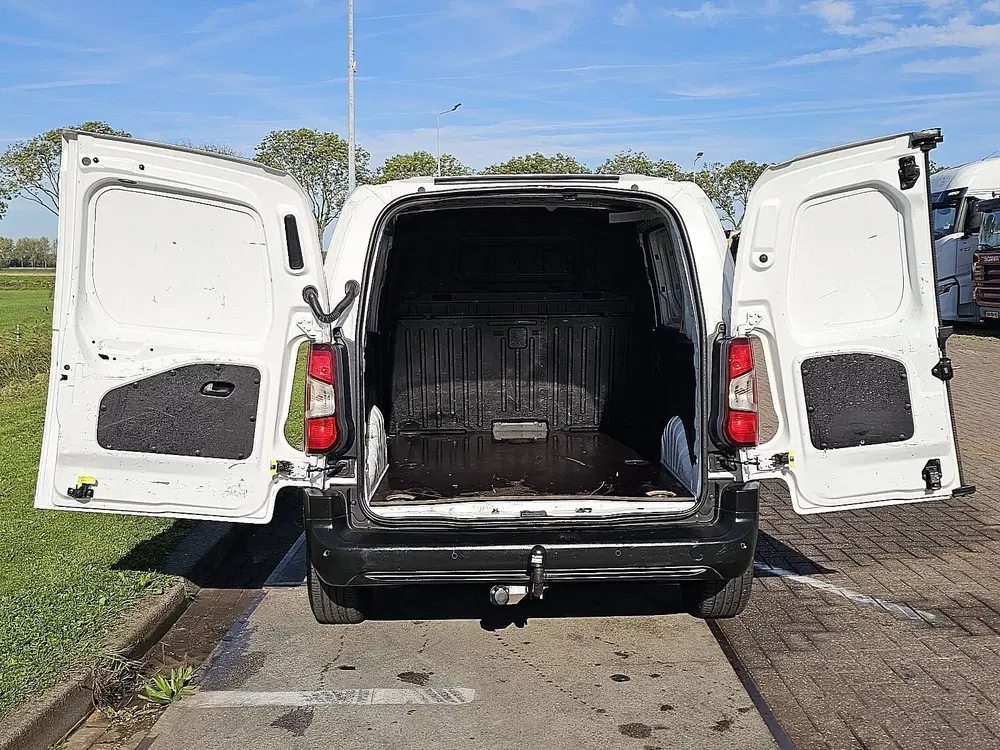 Opel Combo 1.5 l1 navi automaat ac uit 2019, foto 14