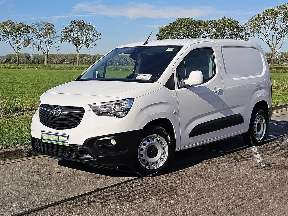 Opel Combo 1.5 l1 navi automaat ac uit 2019, foto 2