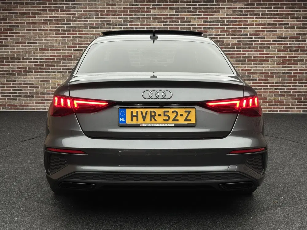 Audi A3 35 TFSI S-Line uit 2024, foto 7