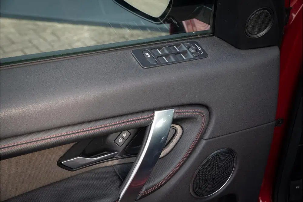 Land Rover Discovery Sport P200 2.0 R-Dynamic S Panodak Leer uit 2019, foto 14