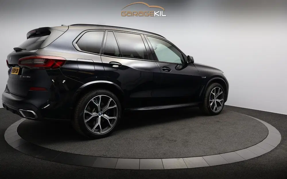 BMW X5 xDrive45e High Executive M-Sport uit 2022, foto 10