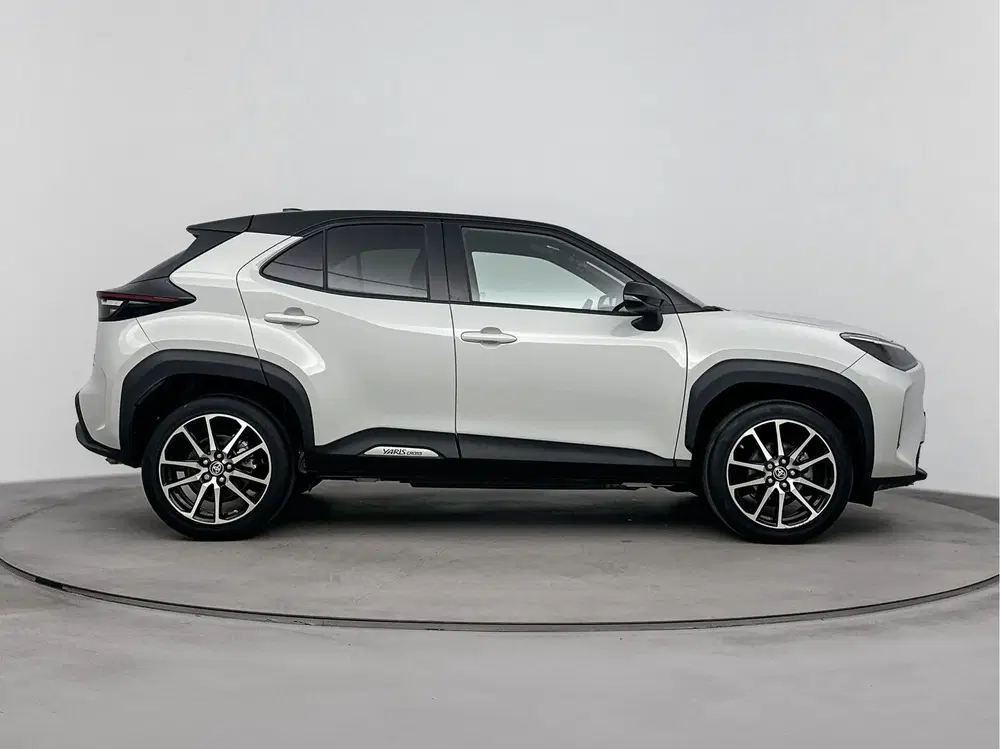 Toyota Yaris Cross 1.5 Hybrid 115 GR-Sport uit 2024, foto 14