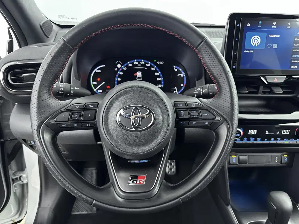 Toyota Yaris Cross 1.5 Hybrid 115 GR-Sport uit 2024, foto 6