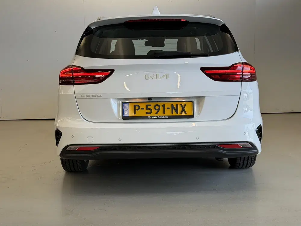 Kia Ceed 1.5 T-GDi DynamicLine uit 2022, foto 6