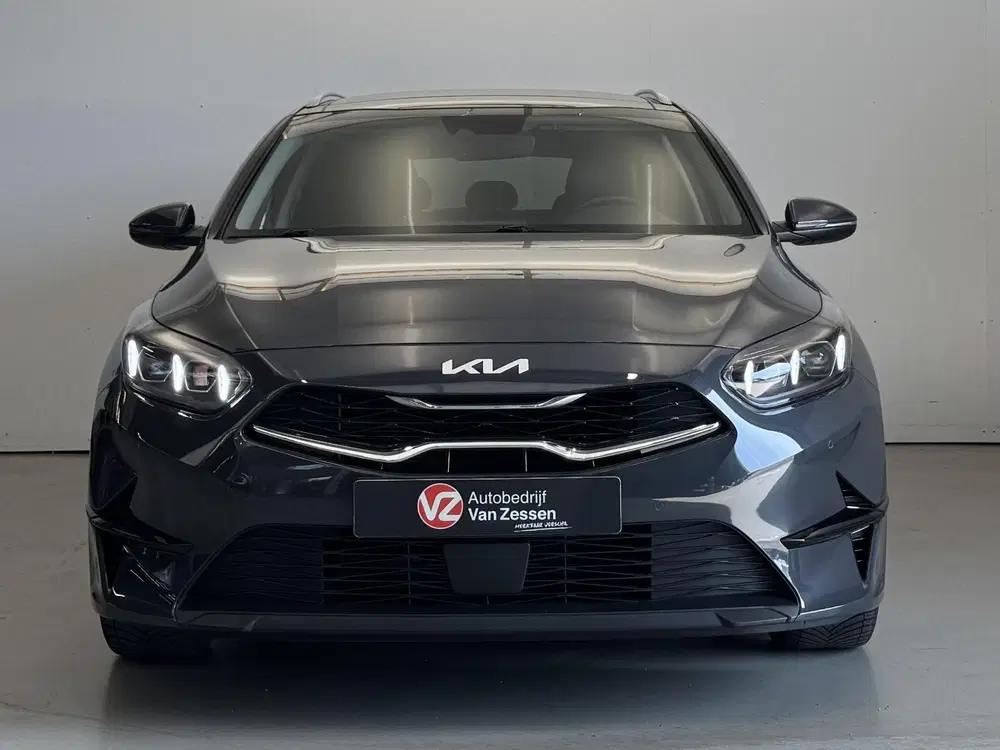 Kia Ceed 1.0 T-GDi ExecutiveLine uit 2024, foto 2