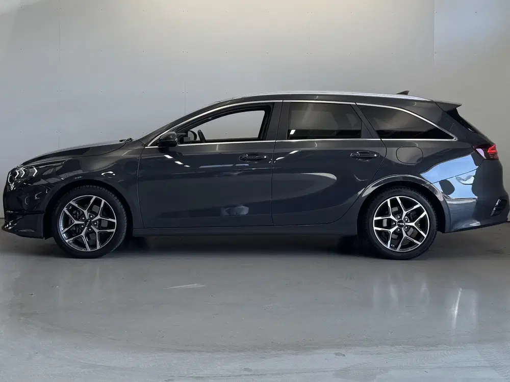 Kia Ceed 1.0 T-GDi ExecutiveLine uit 2024, foto 3
