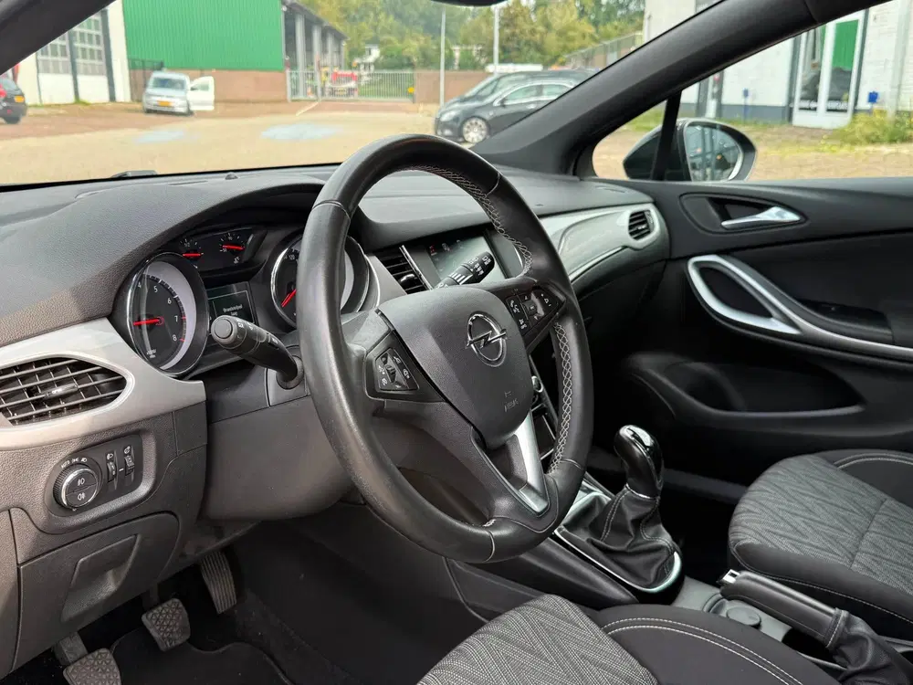 Opel Astra 1.2 Edition 2020 uit 2020, foto 9