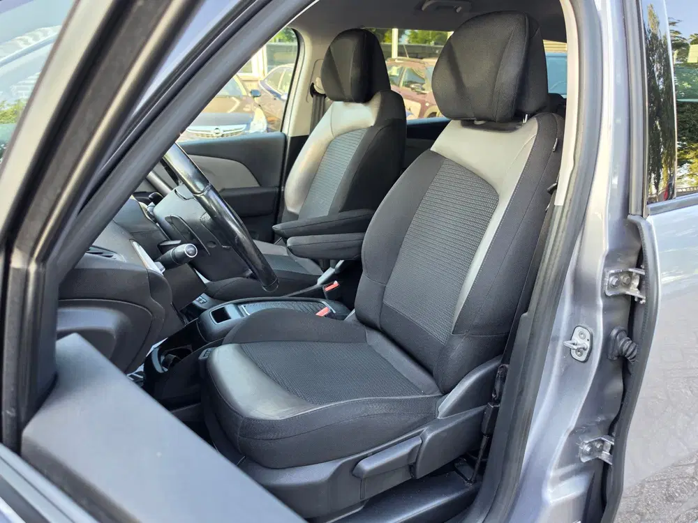 Citroën Grand C4 SpaceTourer Citroen Grand C4 SpaceTourer 1.2 PureTech uit 2020, foto 9
