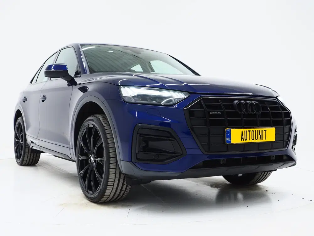 Audi Q5 50 TFSI e Full Black uit 2021, foto 11