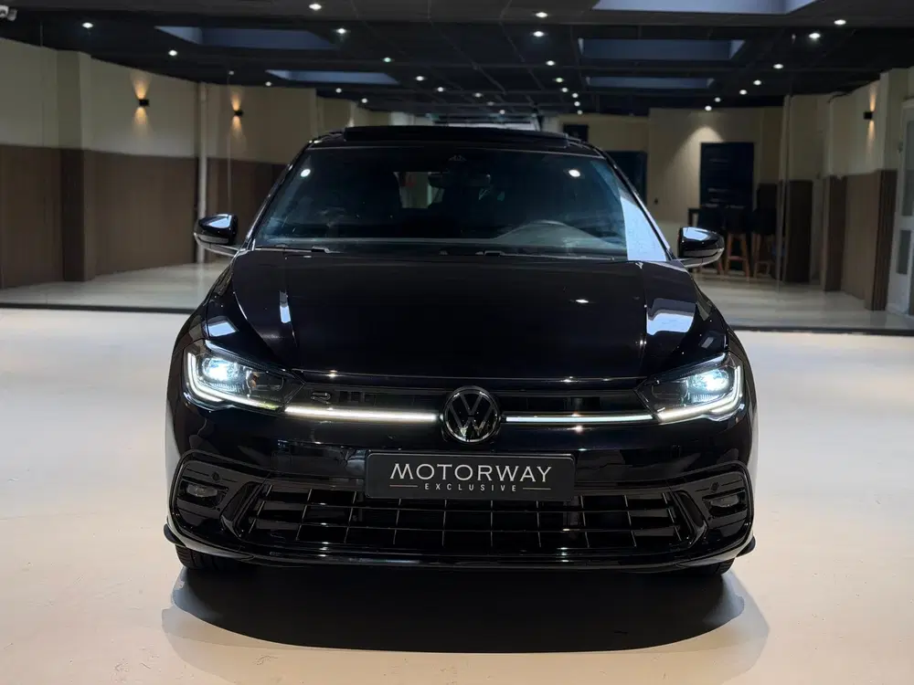 Volkswagen Polo 1.0 TSI R-Line uit 2022, foto 2