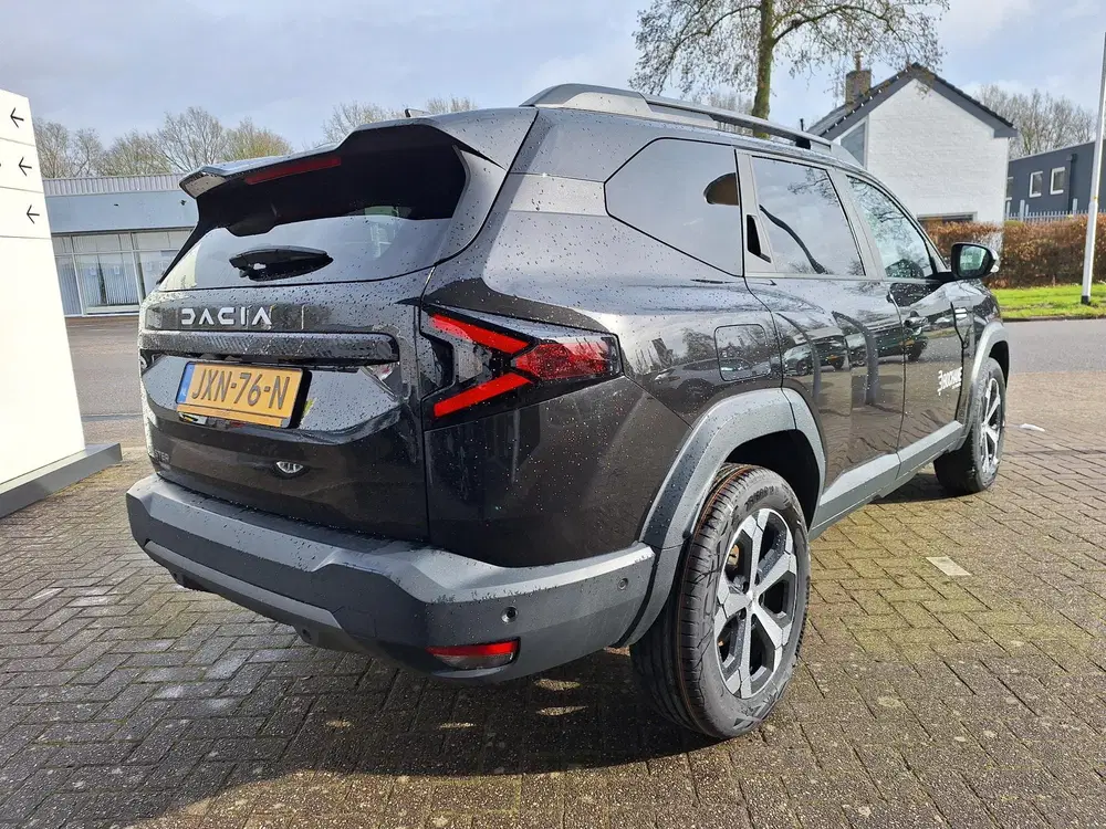 Dacia Bigster 1.8 Hybrid 155 Journey uit 2026, foto 2