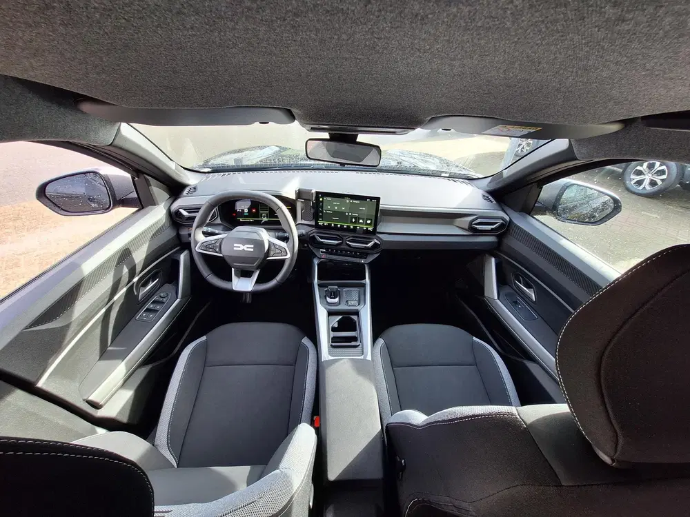 Dacia Bigster 1.8 Hybrid 155 Journey uit 2026, foto 3
