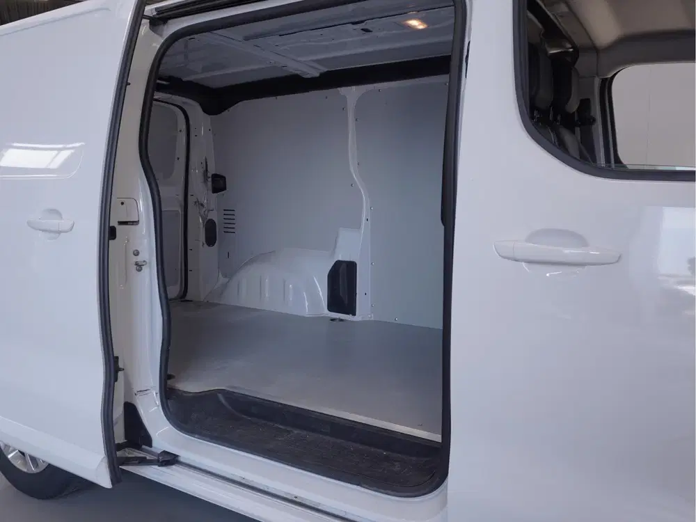 Citroën Jumpy 1.5 BlueHDI 120Pk L2 Driver uit 2021, foto 8