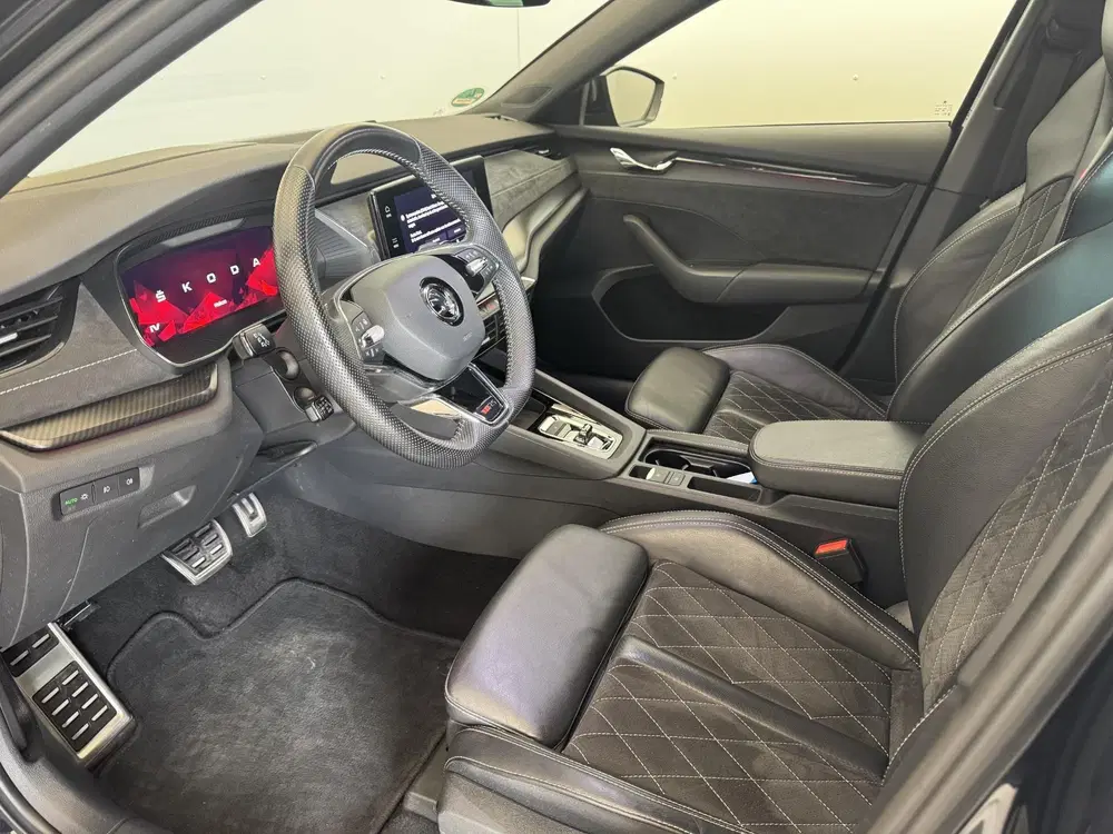 Skoda Octavia 1.4 TSI RS iV PHEV Business 245Pk uit 2022, foto 11
