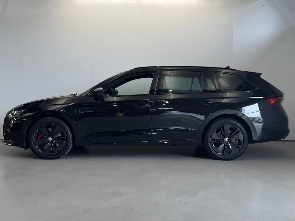 Skoda Octavia 1.4 TSI RS iV PHEV Business 245Pk uit 2022, foto 4