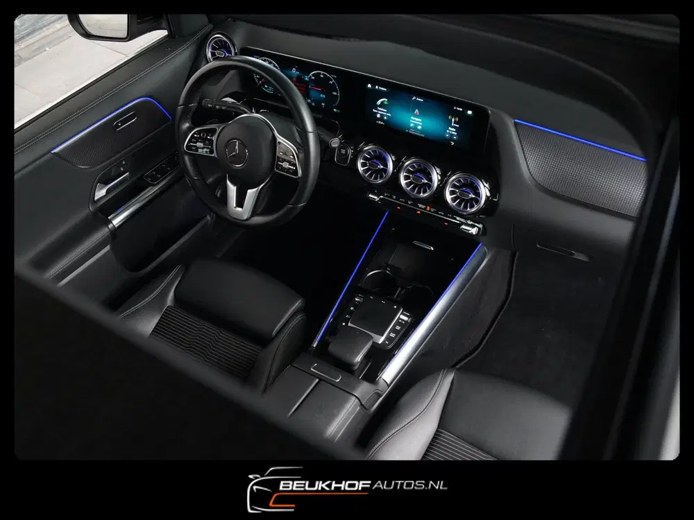 Mercedes-Benz EQA 250 Business Luxury 67kWh Pano Leer Soh95% uit 2021, foto 2