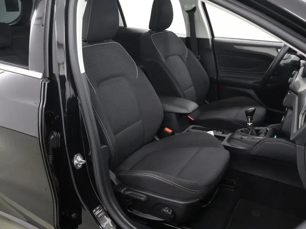 Ford Focus 1.0 EcoBoost Titanium Business uit 2019, foto 10