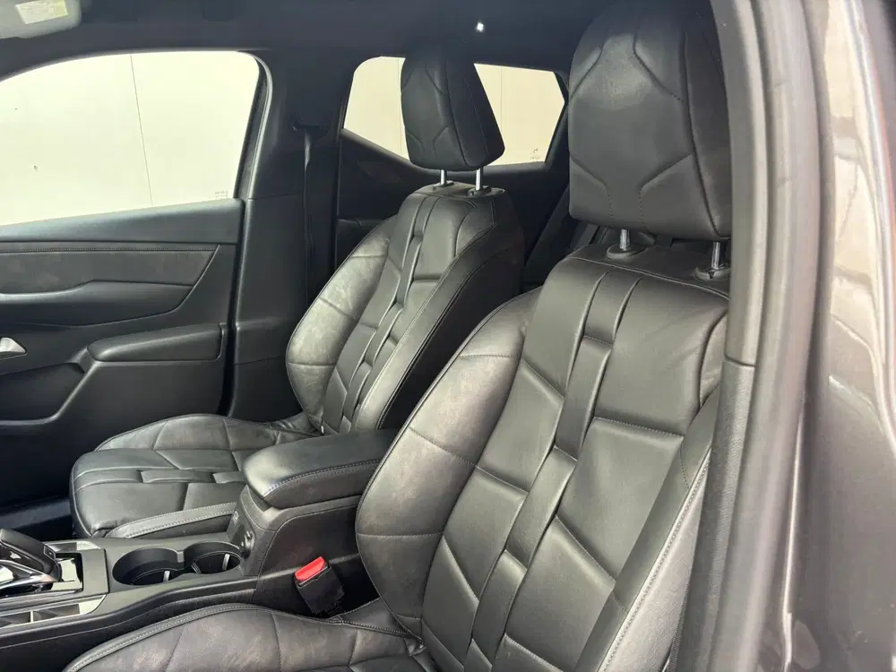 DS Automobiles DS 3 Crossback DS DS 3 Crossback PureTech 155 EAT8 Automa uit 2022, foto 2