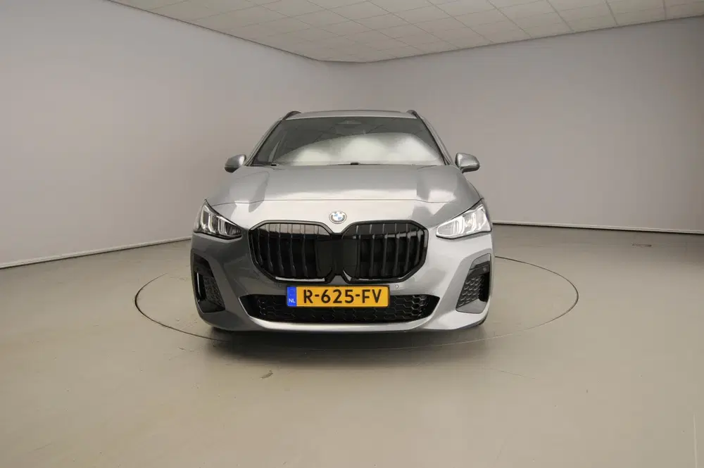 BMW 2-serie Active Tourer 218i uit 2022, foto 5