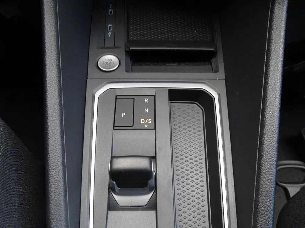 Ford Transit Connect 2.0 EcoBlue L2 Limited Automaat uit 2026, foto 15