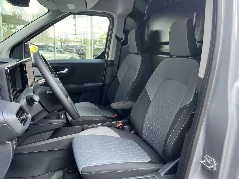 Ford Transit Courier Limited 44 kWh uit 2026, foto 14
