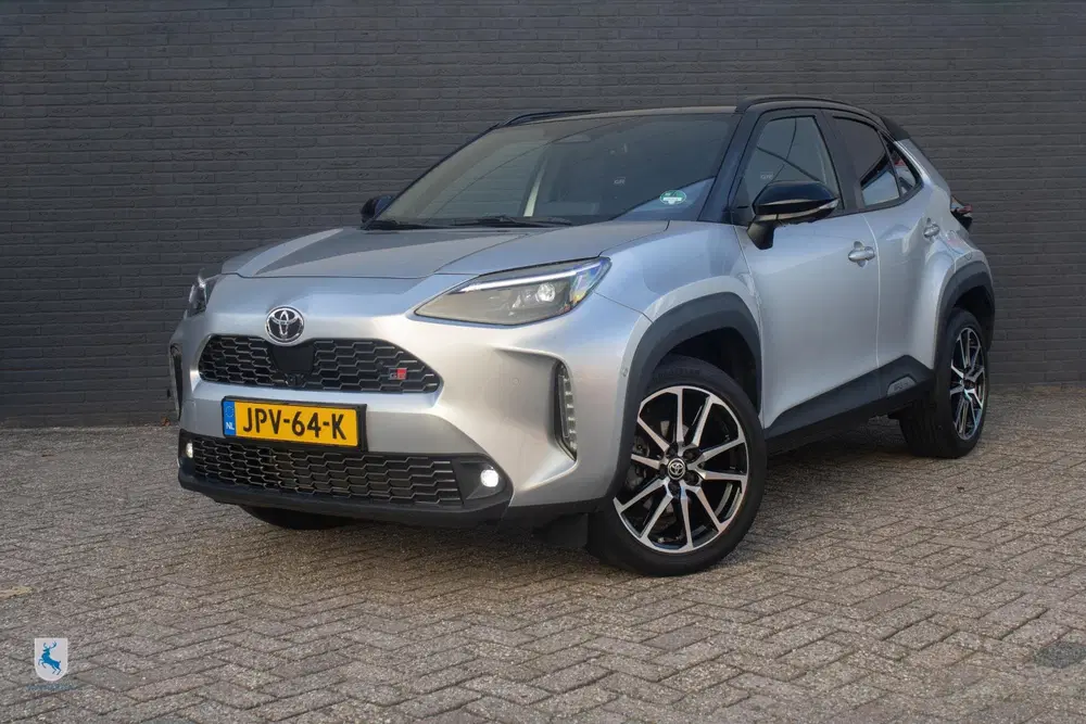 Toyota Yaris Cross 1.5 Hybrid 130 GR SPORT Plus Pack uit 2024