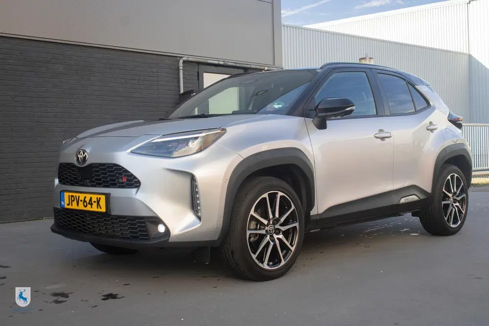 Toyota Yaris Cross 1.5 Hybrid 130 GR SPORT Plus Pack uit 2024, foto 3