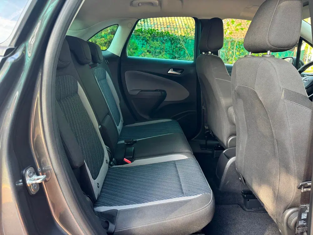 Opel Crossland 1.2 Turbo Innovation uit 2019, foto 12