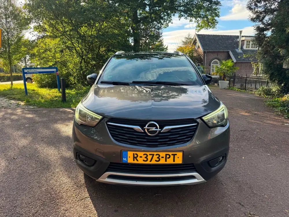 Opel Crossland 1.2 Turbo Innovation uit 2019, foto 2