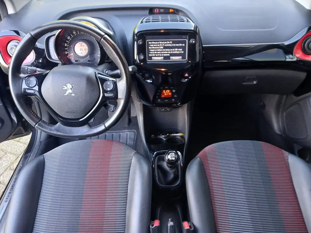 Peugeot 108 1.0 e-VTi GT-Line uit 2019, foto 8