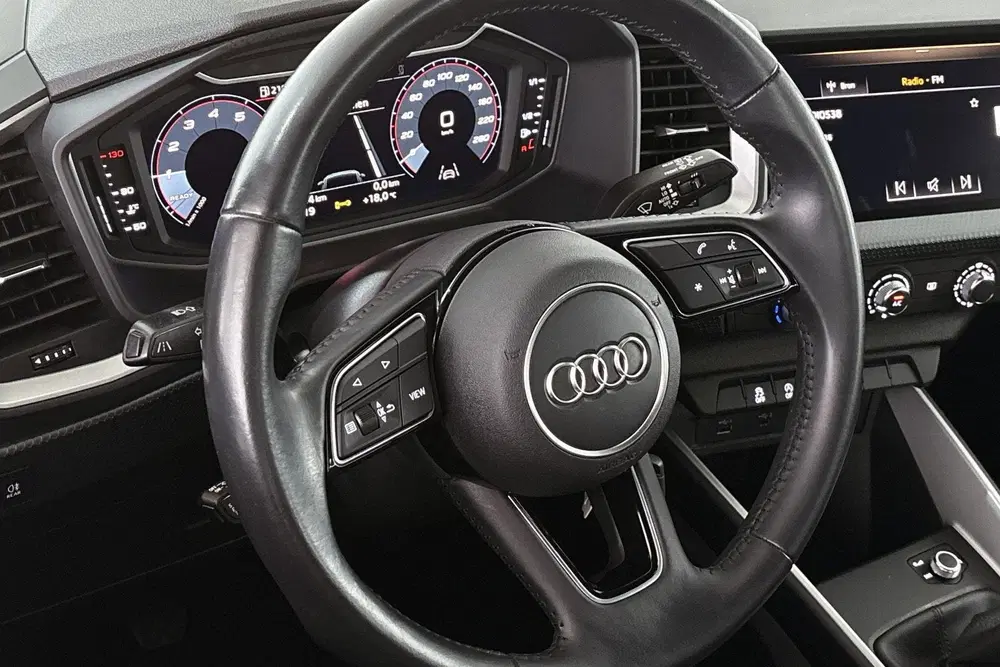 Audi A1 30 TFSI Advanced epic Apple Carplay Airco uit 2019, foto 11