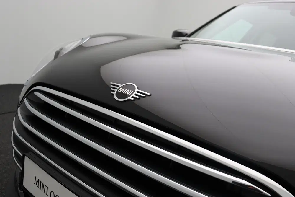 Mini Clubman Cooper Classic Uitvoering + Premium Pakket uit 2024, foto 7