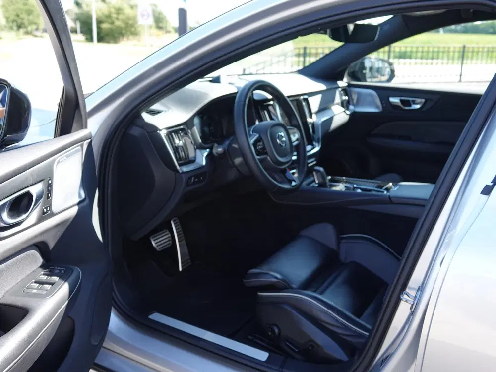 Volvo S60 2.0 T8 AWD Polestar Engineered BOWERS & WI uit 2022, foto 4