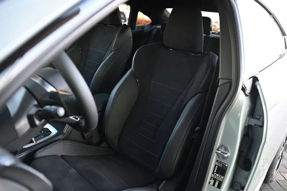 BMW 2-serie Coupé 220 M Sport Automaat uit 2026, foto 4