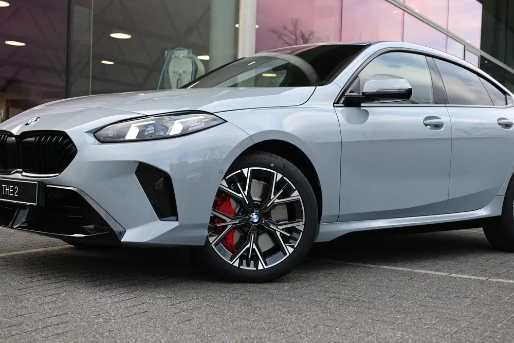 BMW 2-serie Coupé 220 M Sport Automaat uit 2026, foto 9