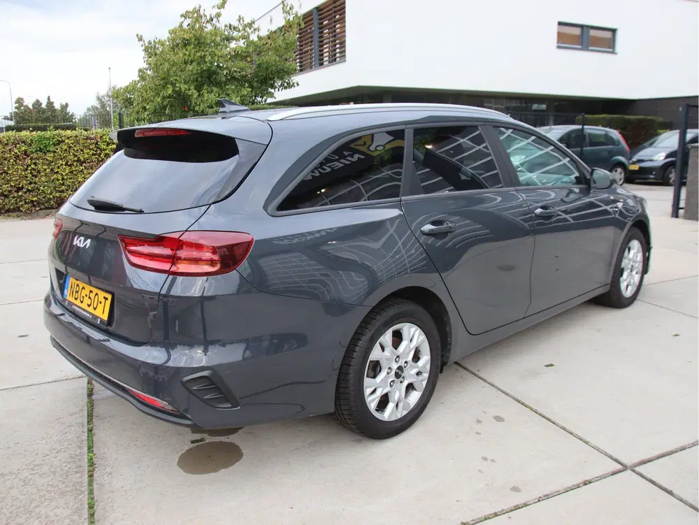 Kia Ceed 1.0 T-GDi DynamicLine Camera uit 2023, foto 4