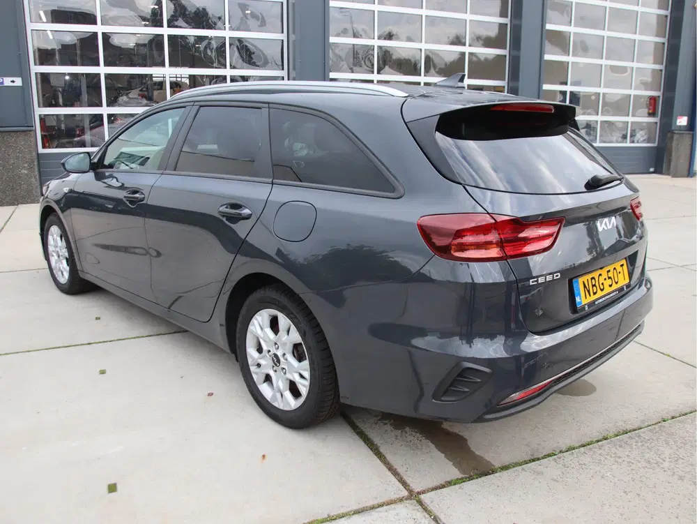 Kia Ceed 1.0 T-GDi DynamicLine Camera uit 2023, foto 6