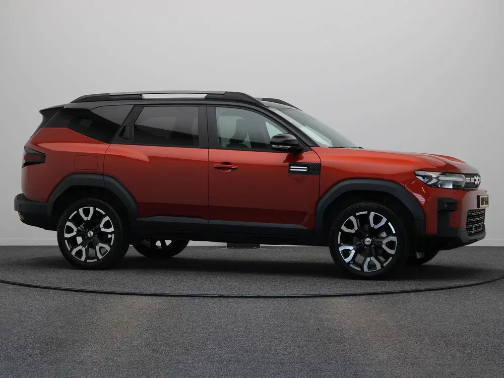 Dacia Bigster 1.8 Hybrid 155 Launch Edition uit 2025, foto 13