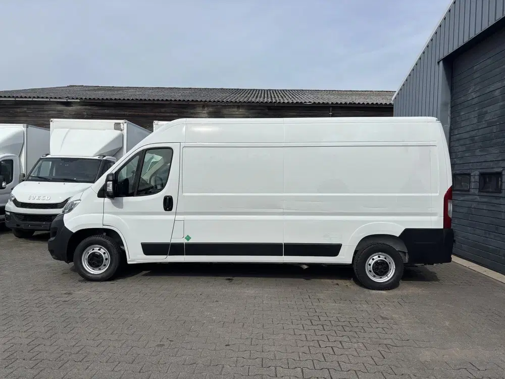 Citroën Jumper 2.2 BlueHDI 165 PK L3 H2 FULL OPTIONS uit 2022, foto 3