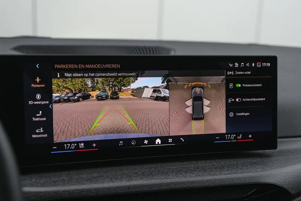 BMW 3-serie 330e M Sport Automaat uit 2025, foto 15