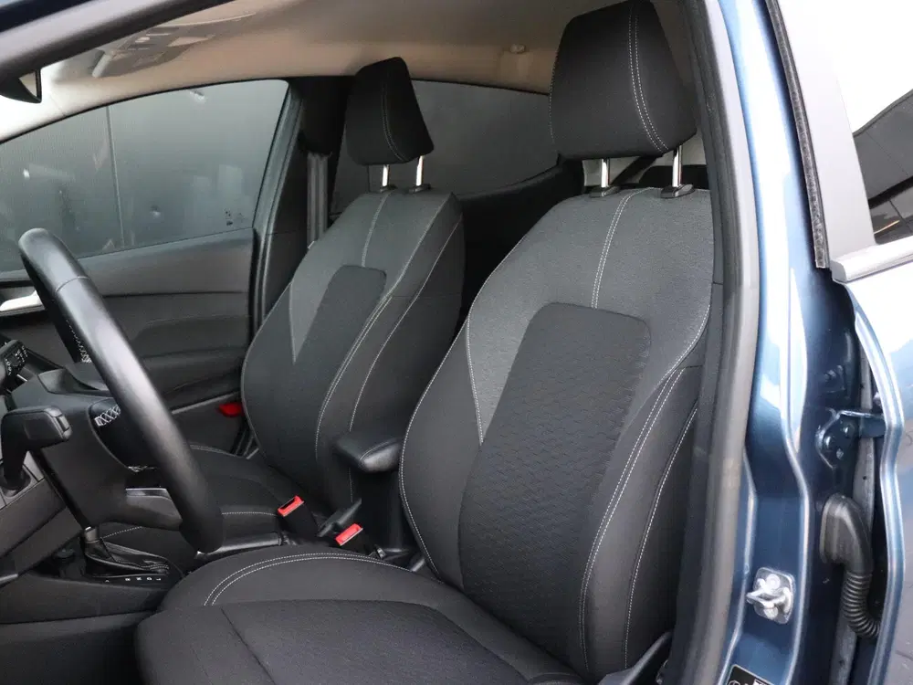 Ford Fiesta 1.0 EcoBoost Hybrid Titanium uit 2022, foto 11