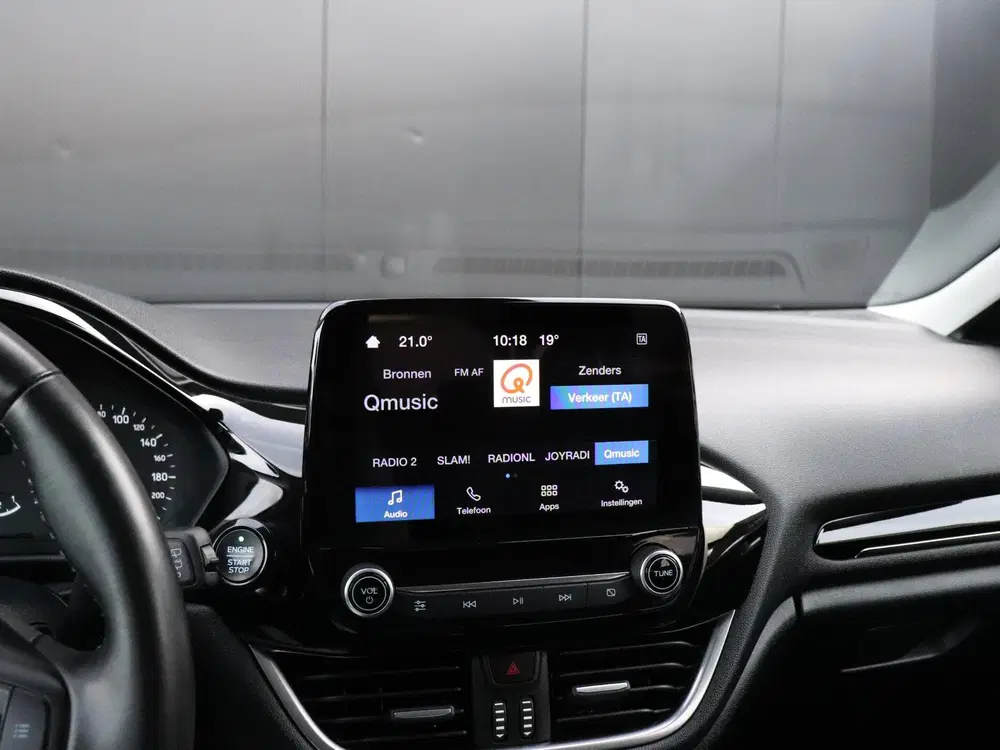 Ford Fiesta 1.0 EcoBoost Hybrid Titanium uit 2022, foto 6